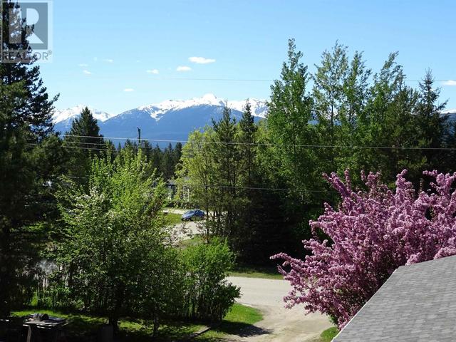 830 Beaven Crescent, House other with 3 bedrooms, 3 bathrooms and null parking in Valemount BC | Image 9