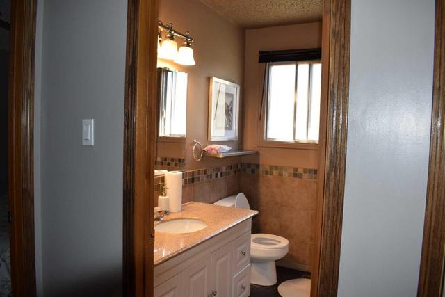 5702 51 Avenue, House detached with 2 bedrooms, 2 bathrooms and 2 parking in Ponoka AB | Image 11