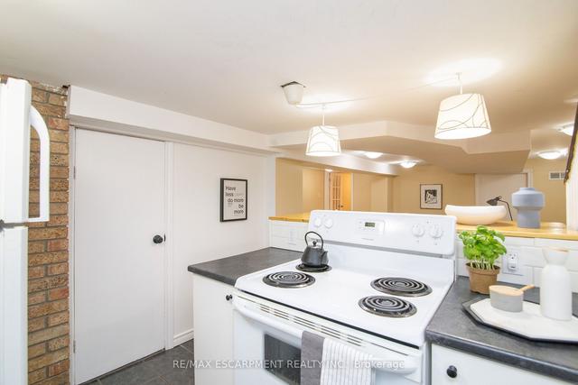 46 Garfield Ave S, House detached with 5 bedrooms, 3 bathrooms and 2 parking in Hamilton ON | Image 29