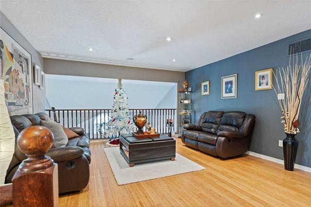 49 Webb Ave, House detached with 2 bedrooms, 3 bathrooms and 4 parking in Brantford ON | Image 24
