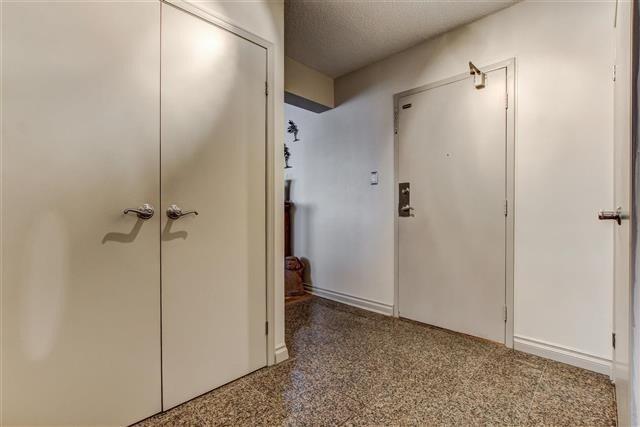 201 - 1801 O'connor Dr, Condo with 4 bedrooms, 2 bathrooms and 1 parking in Toronto ON | Image 2