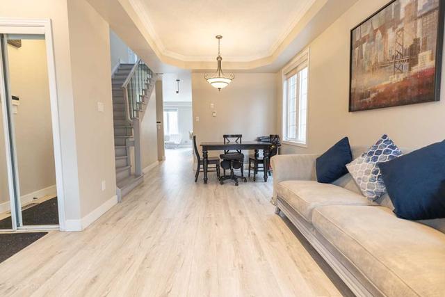 121 Southbrook Cres, House semidetached with 4 bedrooms, 4 bathrooms and 3 parking in Markham ON | Image 25