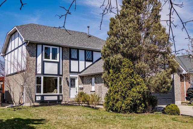 937 Chippenham Dr, House detached with 3 bedrooms, 4 bathrooms and 5 parking in Mississauga ON | Image 1