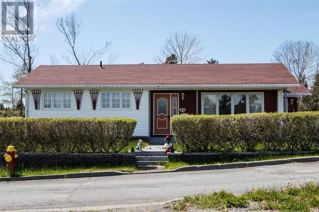 13 Davis Hill, House detached with 3 bedrooms, 1 bathrooms and null parking in Placentia NL | Card Image