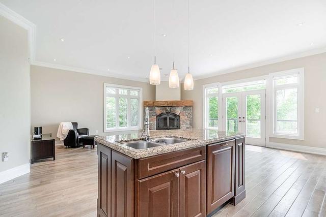 50 Highland Dr, House detached with 3 bedrooms, 3 bathrooms and 10 parking in Oro Medonte ON | Image 38