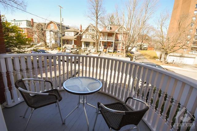 12 Fourth Avenue, Home with 4 bedrooms, 3 bathrooms and 2 parking in Ottawa ON | Image 11