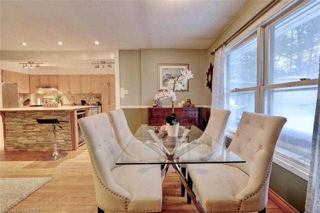 1009 Raintree Lane, House attached with 3 bedrooms, 1 bathrooms and 3 parking in Mississauga ON | Image 12