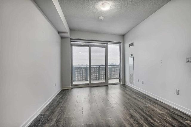 1208 - 2520 Eglinton Ave W, Condo with 1 bedrooms, 1 bathrooms and 1 parking in Mississauga ON | Image 17