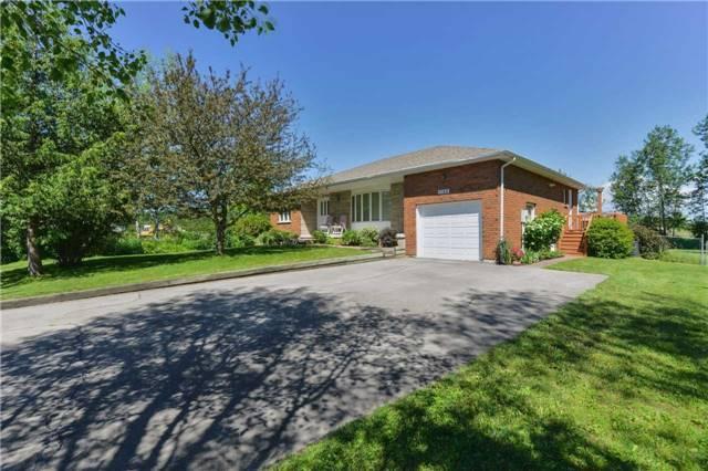 1180 Belle Aire Beach Rd, House detached with 3 bedrooms, 2 bathrooms and 6 parking in Innisfil ON | Image 1