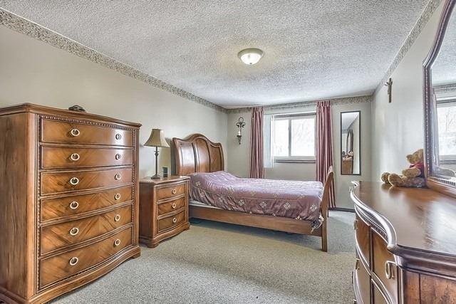104 Loggers Run Rd, Townhouse with 3 bedrooms, 2 bathrooms and 1 parking in Barrie ON | Image 12