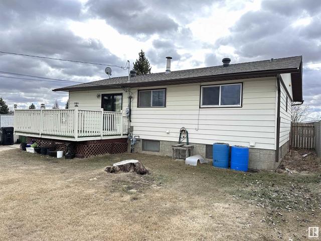 9740 99 St, House detached with 4 bedrooms, 2 bathrooms and null parking in Westlock AB | Image 41