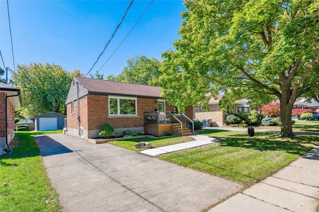 30 Glenwood Ave, House detached with 2 bedrooms, 2 bathrooms and 4.5 parking in Guelph ON | Image 23