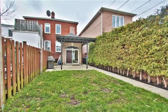 225 Earlscourt Ave, House semidetached with 3 bedrooms, 2 bathrooms and 2 parking in Toronto ON | Image 16