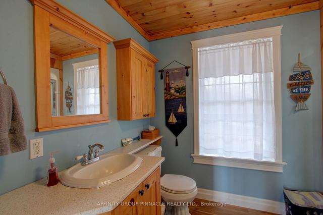 126 Baker Blvd, House detached with 3 bedrooms, 2 bathrooms and 6 parking in Kawartha Lakes ON | Image 10