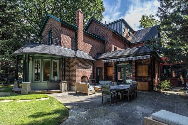 98 Blythwood Rd, House detached with 8 bedrooms, 5 bathrooms and 6 parking in Toronto ON | Image 35