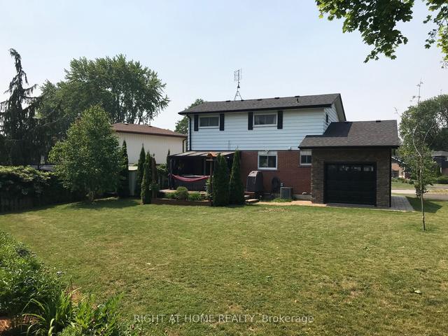 1052 Denise Dr, House detached with 4 bedrooms, 3 bathrooms and 5 parking in Oshawa ON | Image 25