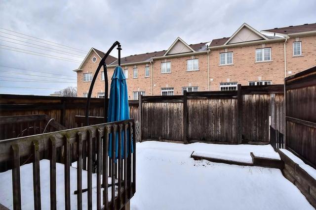 Unit 4 - 700 Summeridge Dr, House attached with 3 bedrooms, 4 bathrooms and 1 parking in Vaughan ON | Image 18