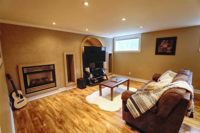 1821 Bercier Rd, House detached with 3 bedrooms, 2 bathrooms and 5 parking in Alfred and Plantagenet ON | Image 9