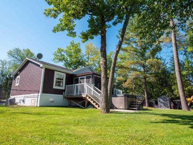 37 Mintens Lane, House detached with 3 bedrooms, 2 bathrooms and 4 parking in Georgian Bay ON | Image 16