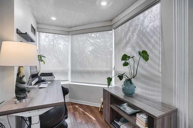 003 - 1 Hickory Tree Rd, Condo with 2 bedrooms, 2 bathrooms and 1 parking in Toronto ON | Image 23
