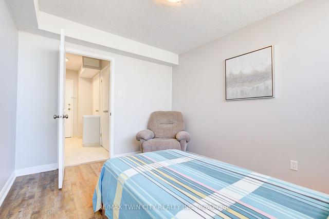 904 - 375 King St N, Condo with 4 bedrooms, 2 bathrooms and 1 parking in Waterloo ON | Image 6