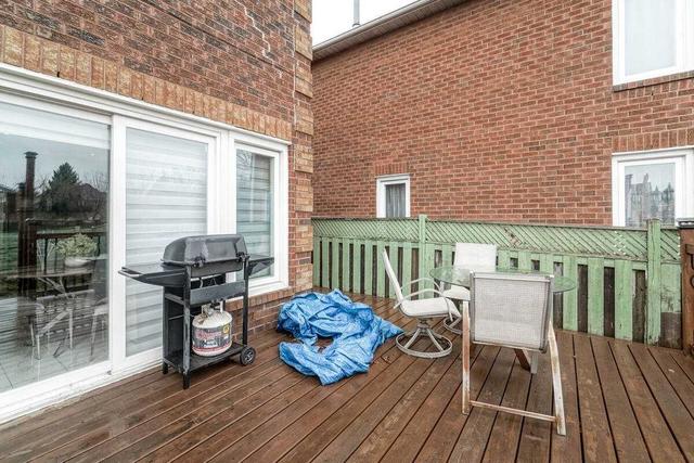 132 Leeward Dr, House detached with 4 bedrooms, 4 bathrooms and 3 parking in Brampton ON | Image 25