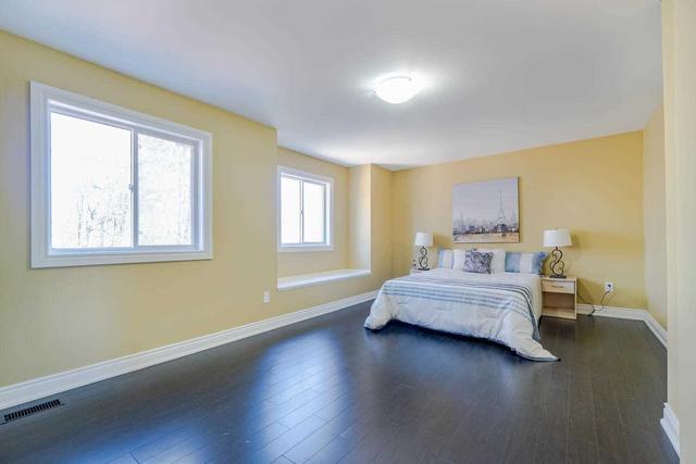 21 Hollowgrove Blvd, House detached with 4 bedrooms, 5 bathrooms and 6 parking in Brampton ON | Image 22