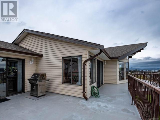 241 Mclean St S, House detached with 5 bedrooms, 4 bathrooms and 4 parking in Campbell River BC | Image 31
