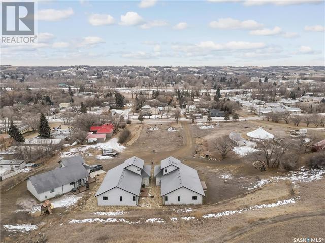 9 - 70 8th Avenue, House detached with 2 bedrooms, 3 bathrooms and null parking in Lumsden SK | Image 43