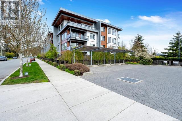 209 - 3811 Rowland Ave, Condo with 1 bedrooms, 1 bathrooms and 1 parking in Saanich BC | Image 25