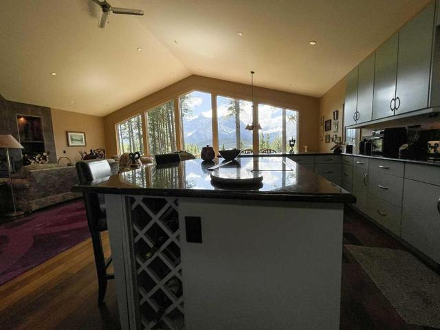 67 Lakeshore Drive, House detached with 4 bedrooms, 2 bathrooms and 6 parking in Kananaskis AB | Image 30