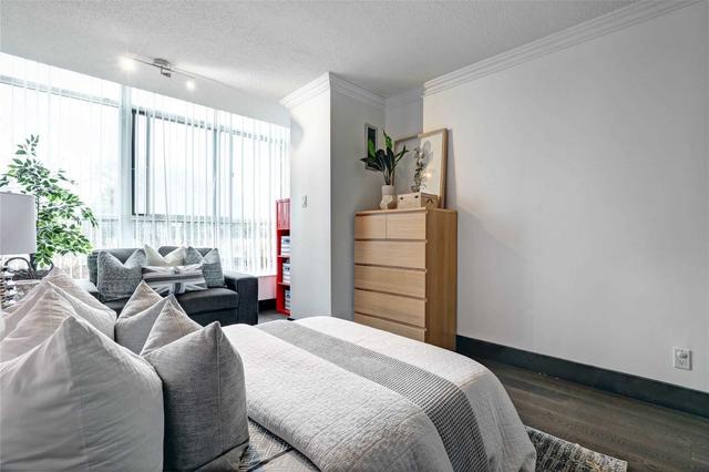 108 - 330 Mccowan Rd, Condo with 2 bedrooms, 2 bathrooms and 1 parking in Toronto ON | Image 10