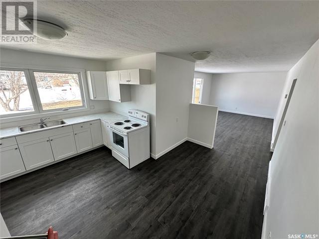 351 26th Street, House detached with 3 bedrooms, 2 bathrooms and null parking in Battleford SK | Image 8