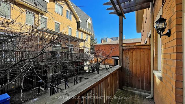 116 - 370 Hopewell Ave, Townhouse with 2 bedrooms, 2 bathrooms and 1 parking in Toronto ON | Image 30