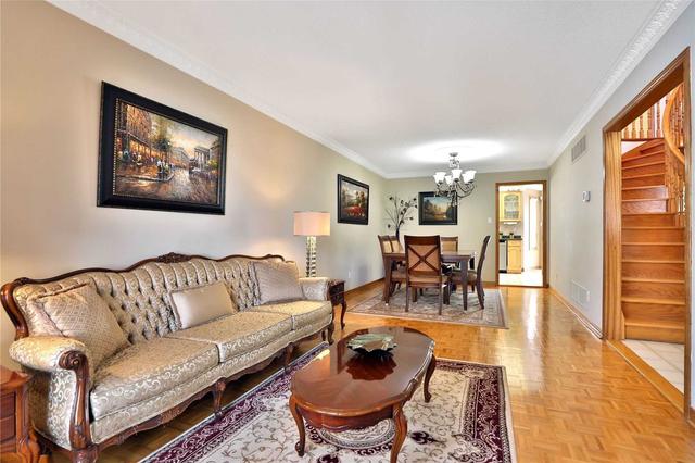 886 Wetherby Lane, House detached with 4 bedrooms, 4 bathrooms and 6 parking in Mississauga ON | Image 16