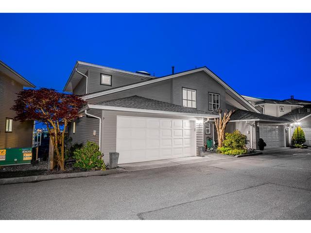 1123 Bennet Drive, House attached with 3 bedrooms, 3 bathrooms and null parking in Port Coquitlam BC | Image 2