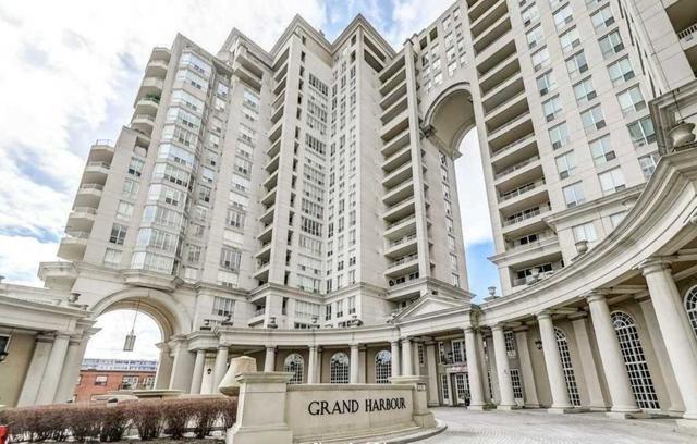 2214 - 2285 Lake Shore Blvd W, Condo with 2 bedrooms, 2 bathrooms and 2 parking in Toronto ON | Image 1