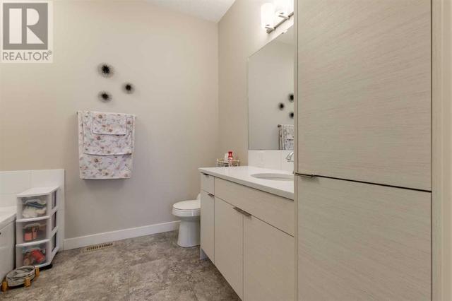 1, - 59 Aquitania Circle W, House attached with 2 bedrooms, 2 bathrooms and 2 parking in Lethbridge AB | Image 18