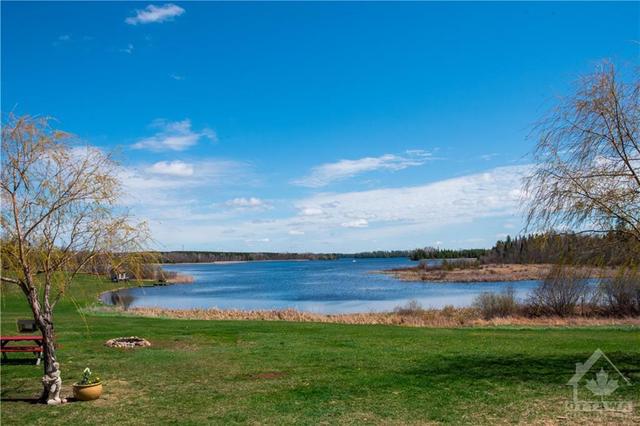 935 Constant Lake Road, House detached with 3 bedrooms, 2 bathrooms and 8 parking in Bonnechere Valley ON | Image 23