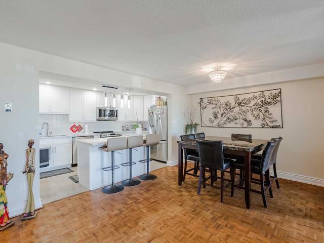 810 - 511 The West Mall, Condo with 3 bedrooms, 2 bathrooms and 1 parking in Toronto ON | Image 30