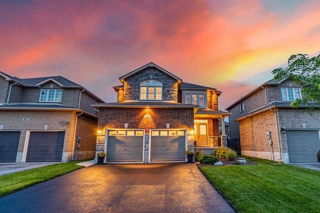 33 Graihawk Dr, House detached with 4 bedrooms, 3 bathrooms and 6 parking in Barrie ON | Image 1