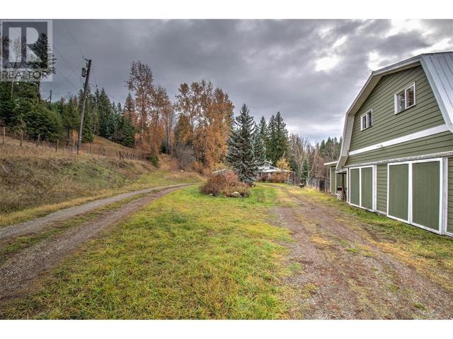 538 North Fork Road, House detached with 5 bedrooms, 4 bathrooms and 15 parking in North Okanagan E BC | Image 34