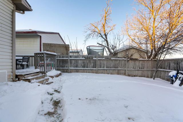309 Grey Crescent, House detached with 3 bedrooms, 1 bathrooms and 3 parking in Wood Buffalo AB | Image 23