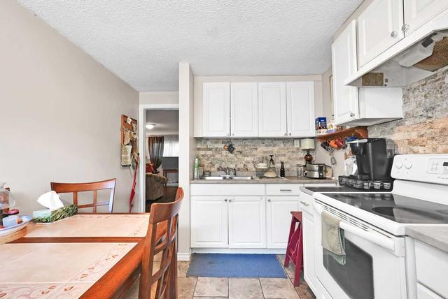 921 Glen St, House semidetached with 2 bedrooms, 2 bathrooms and 3 parking in Oshawa ON | Image 14
