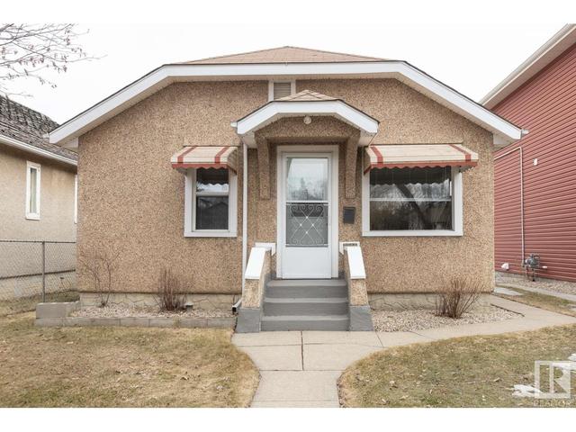 11943 57 St Nw Nw, House detached with 2 bedrooms, 1 bathrooms and null parking in Edmonton AB | Card Image