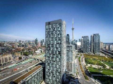 709 - 170 Fort York Blvd, Condo with 2 bedrooms, 1 bathrooms and null parking in Toronto ON | Image 2