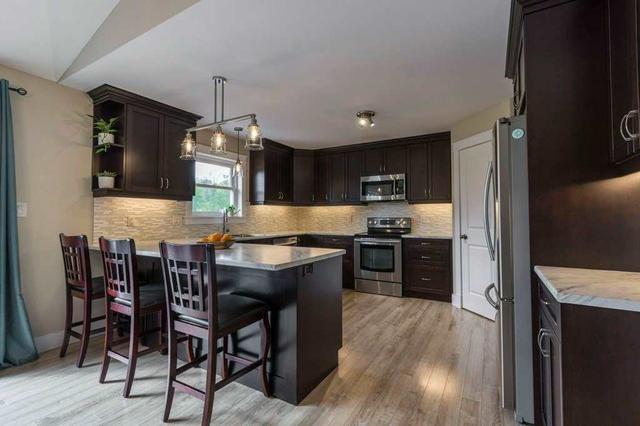 1428 Casey Rd, House detached with 3 bedrooms, 3 bathrooms and 8 parking in Belleville ON | Image 3