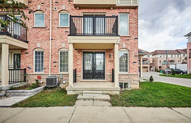 128 Barnham St, House semidetached with 4 bedrooms, 4 bathrooms and 2 parking in Ajax ON | Image 37