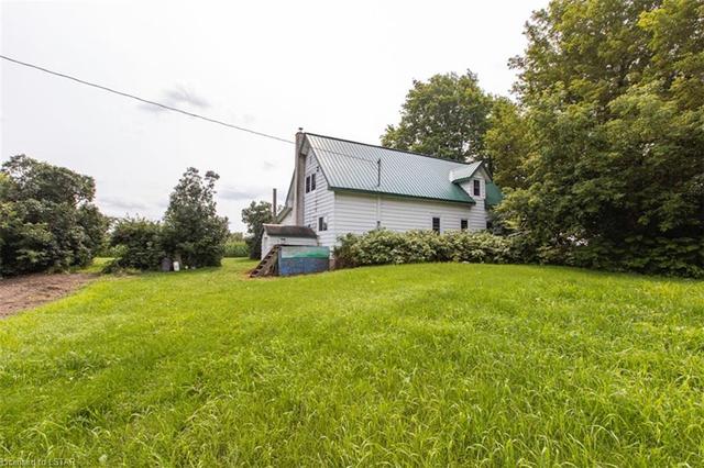5195 Dunning Road, House detached with 3 bedrooms, 1 bathrooms and 8 parking in Ottawa ON | Image 12