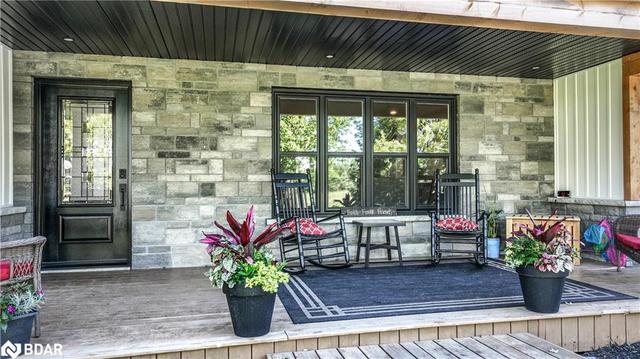 446 Medonte 2 Sideroad, House detached with 5 bedrooms, 2 bathrooms and 13 parking in Oro Medonte ON | Image 7